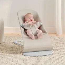 BabyBjörn Bliss Skråstol 3D Jersey inkl. Sjove Øjne, Lysbeige/Pastel