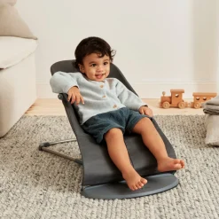 BabyBjörn Bliss Skråstol Woven Classic Quilt inkl. Sjove Øjne, Antracitgrå