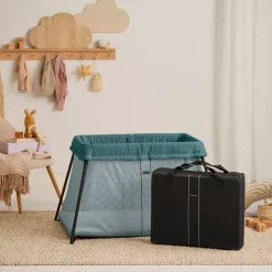 BabyBjörn Light Weekendseng, Mørkegrøn