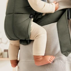 BabyBjörn Mini Bæresele Woven, Mørkegrøn