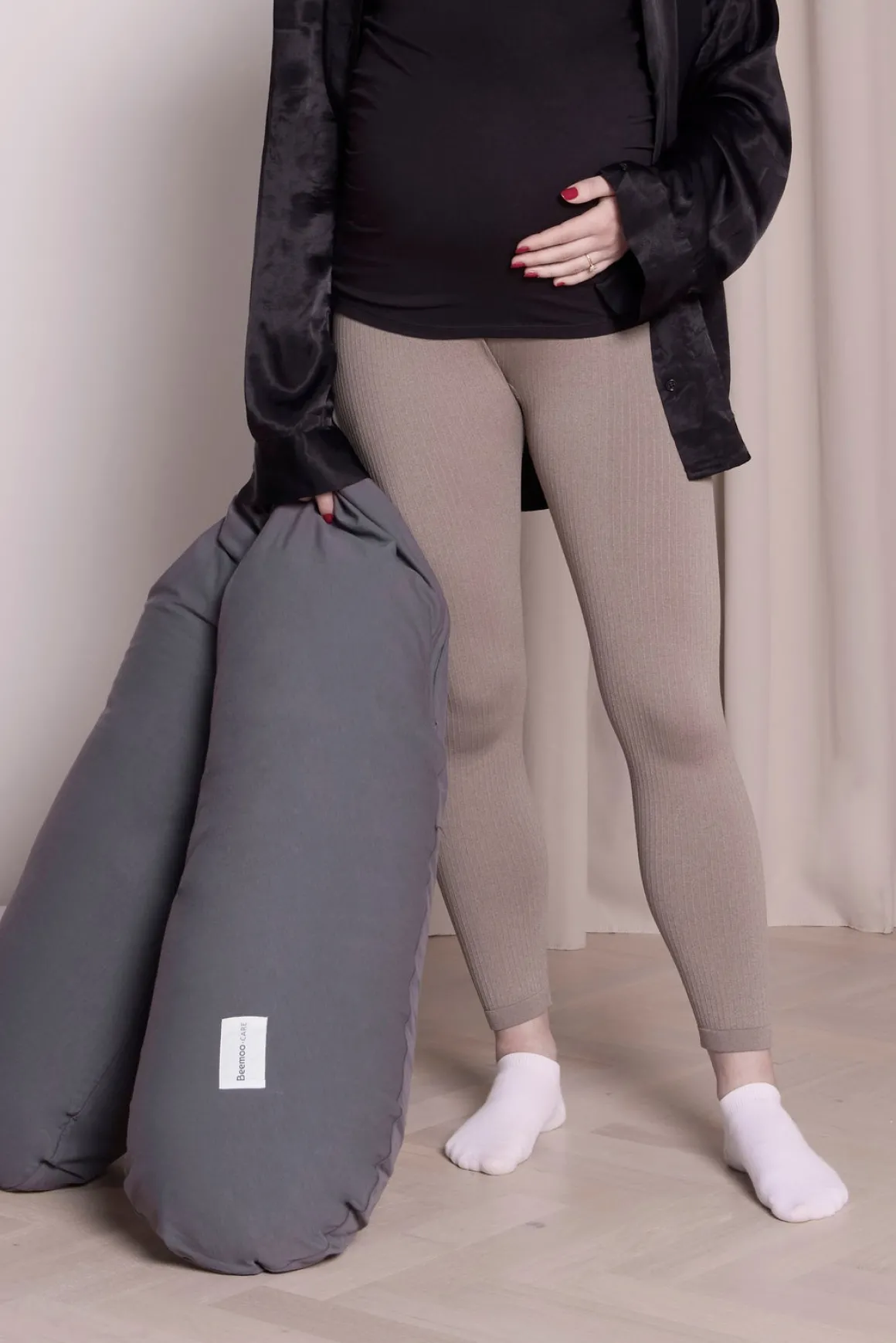 Beemoo CARE Graviditets- & Ammepude, Dark Grey