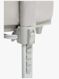 Beemoo CARE 2-i-1 Bedside Crib & Kravlegård, Light Grey