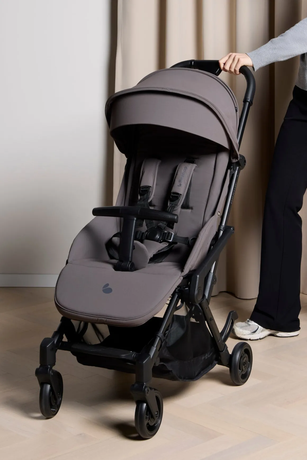 Beemoo Easy Fly Lux 4 Klapvogn Inkl. Route i-Size Autostol Baby, Gull Grey/Black Stone