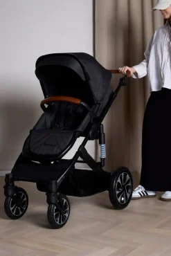 Beemoo Maxi 4 Duovogn inkl. Route i-Size Autostol Baby, Black/Mineral Grey