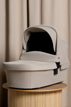 Beemoo Pro Twist Duovogn Inkl. Beemoo Route Autostol Baby & Base, Latte Beige/Mineral Grey