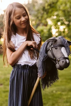 byASTRUP Kæphest Sky, Grå