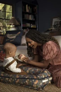 DockATot Deluxe+ Babynest, Strawberry Thief