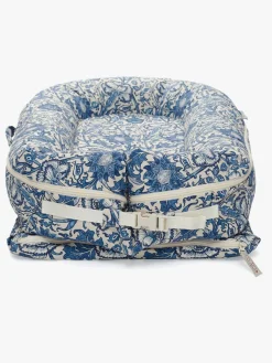 DockATot Deluxe+ Babynest, Pink & Rose