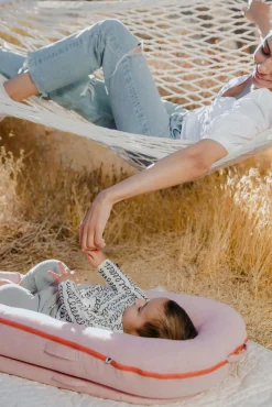 DockATot Deluxe+ Babynest, Ginger Chambray