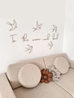 Liswycina To The Moon And Back Vægdekoration Svaler