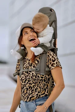 MiniMeis Skulderbærestol G5, Olive Premium