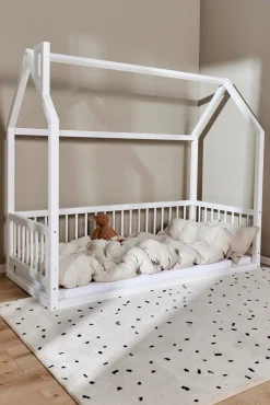 Minitude Nordic Mason Juniorseng med BabyMatex Carpathia Madras 70x160 cm