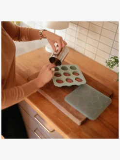 Mushie Fryseform til Babymad, Cambridge Blue