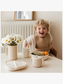 Mushie Madkasse, Ivory