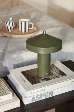 OYOY Hatto LED Bordlampe, Olive