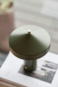 OYOY Hatto LED Bordlampe, Olive