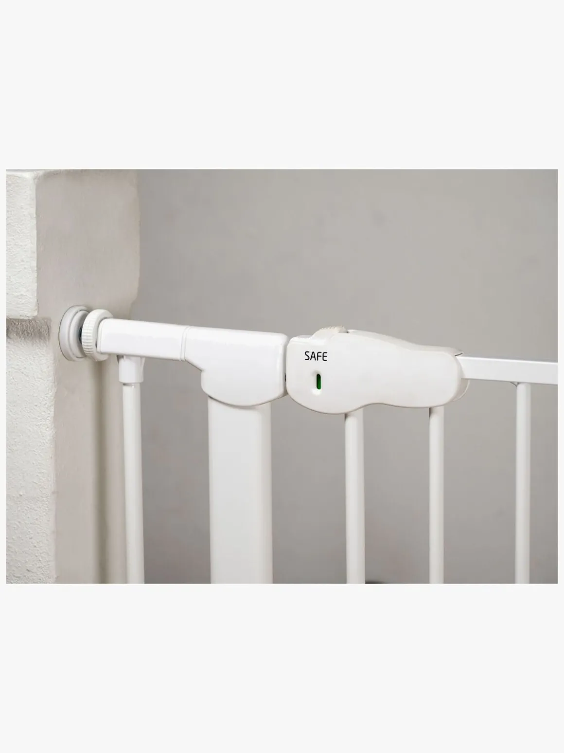 Safe & Care SafeGate Auto Close Advisor Sikkerhedsgitter, Hvid