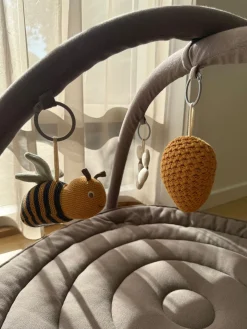 Vanilla Copenhagen Honeybee Aktivitetstæppe, Wood